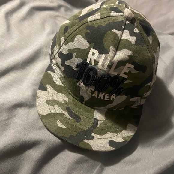 Boys 3-5t hat lot 8 hats - Picture 5 of 9